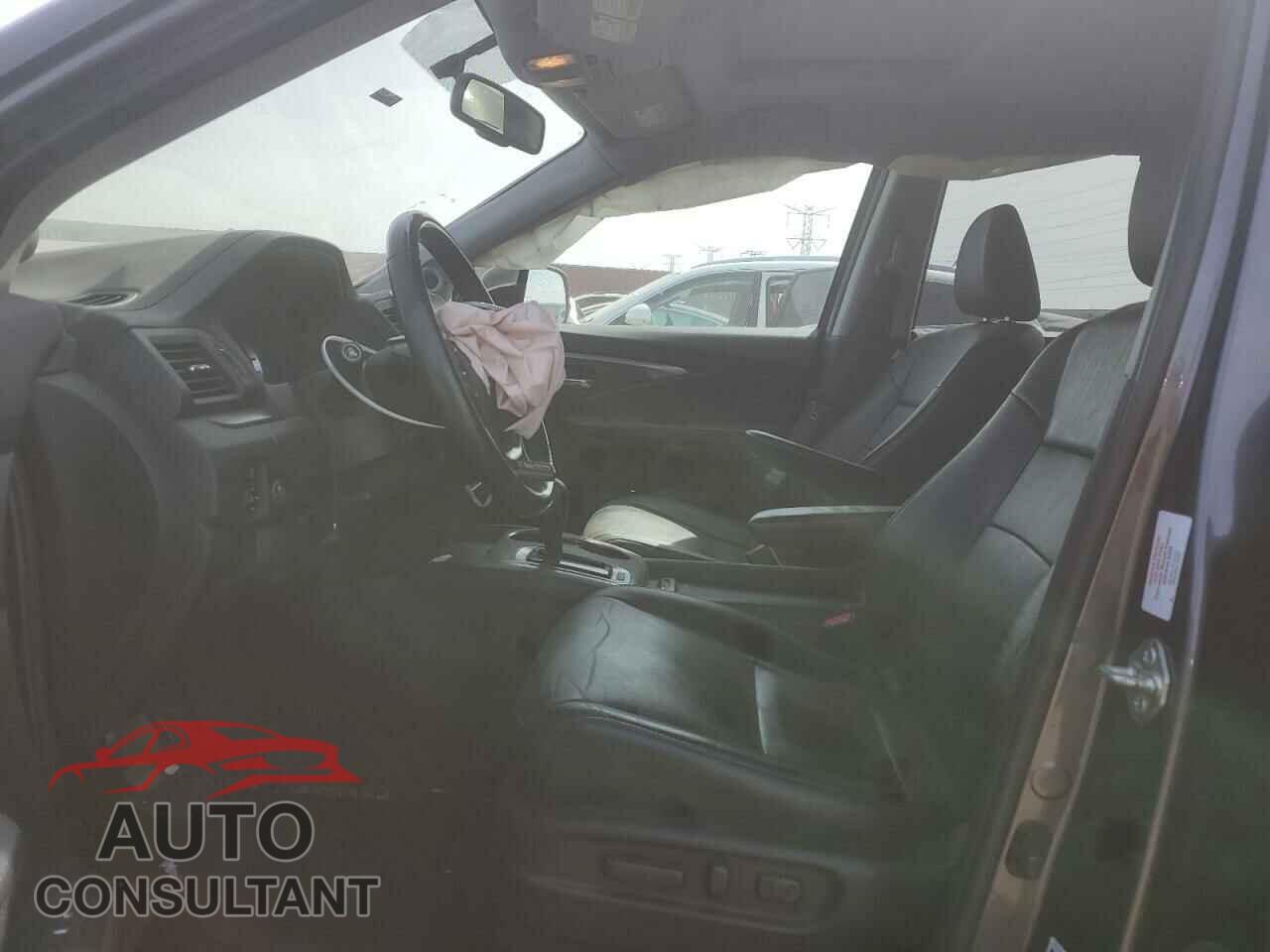 HONDA PILOT 2017 - 5FNYF6H73HB043931