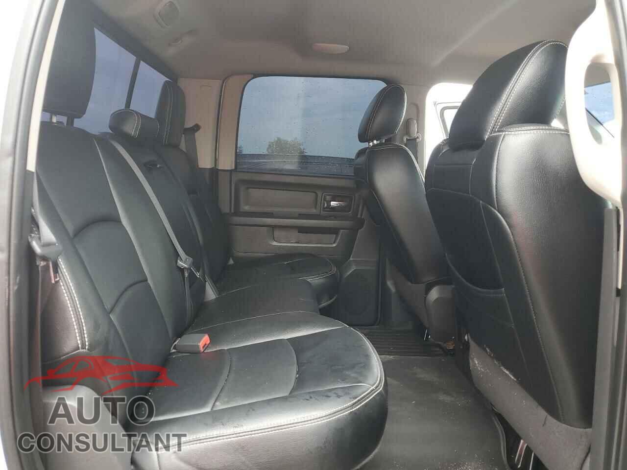 DODGE RAM 1500 2012 - 1C6RD7MT5CS123785
