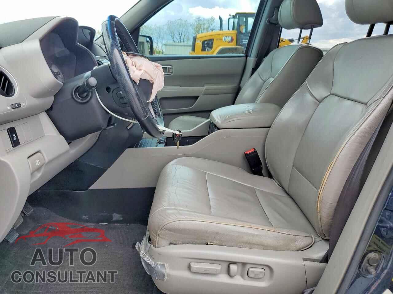 HONDA PILOT 2012 - 5FNYF4H68CB040852