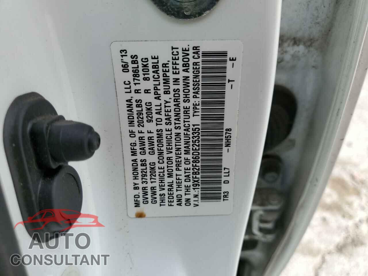 HONDA CIVIC 2013 - 19XFB2F86DE253351