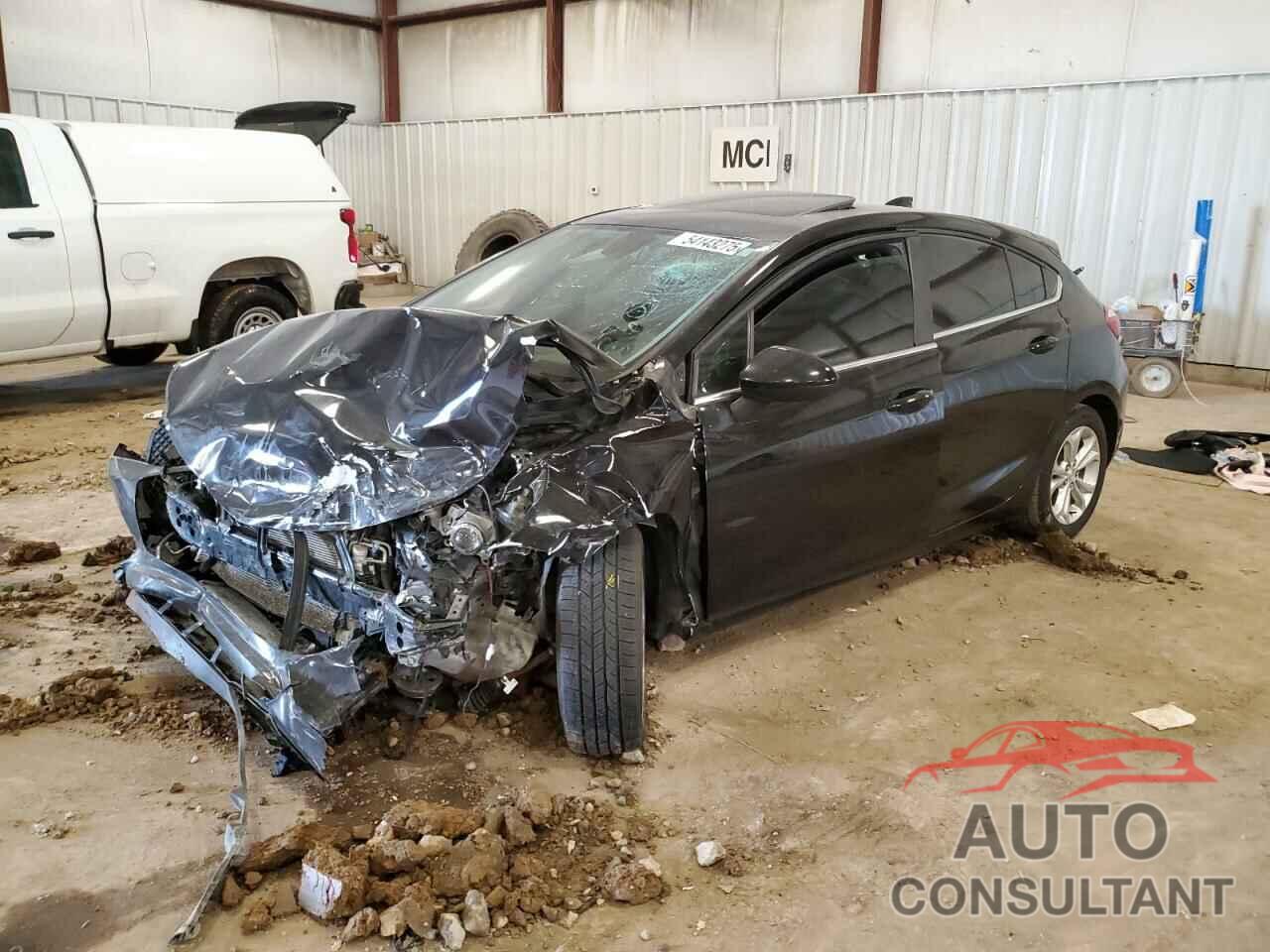 CHEVROLET CRUZE 2019 - 3G1BE6SM2KS589439