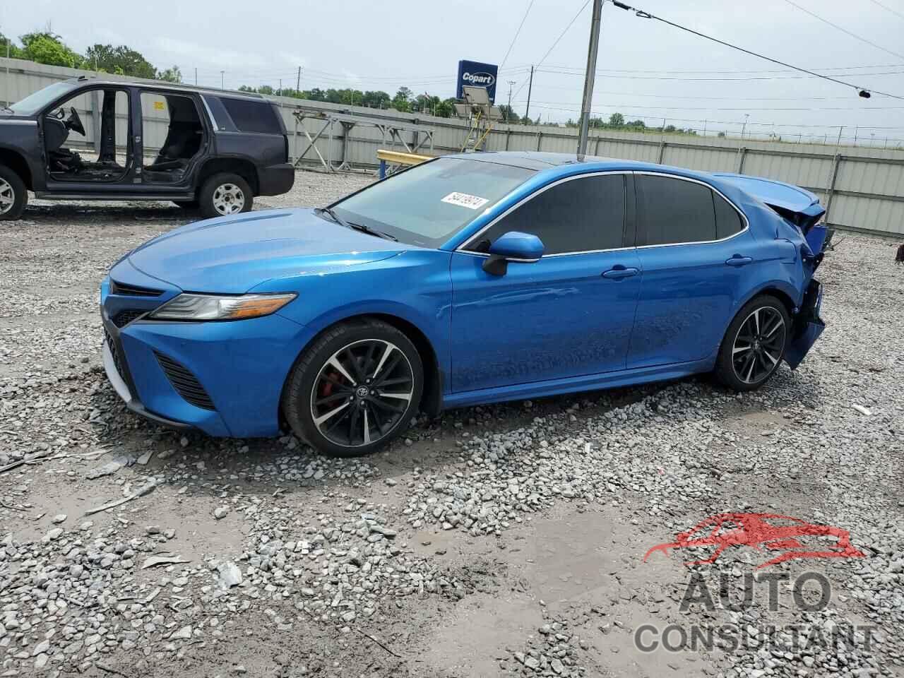 TOYOTA CAMRY 2018 - 4T1B61HK2JU076957