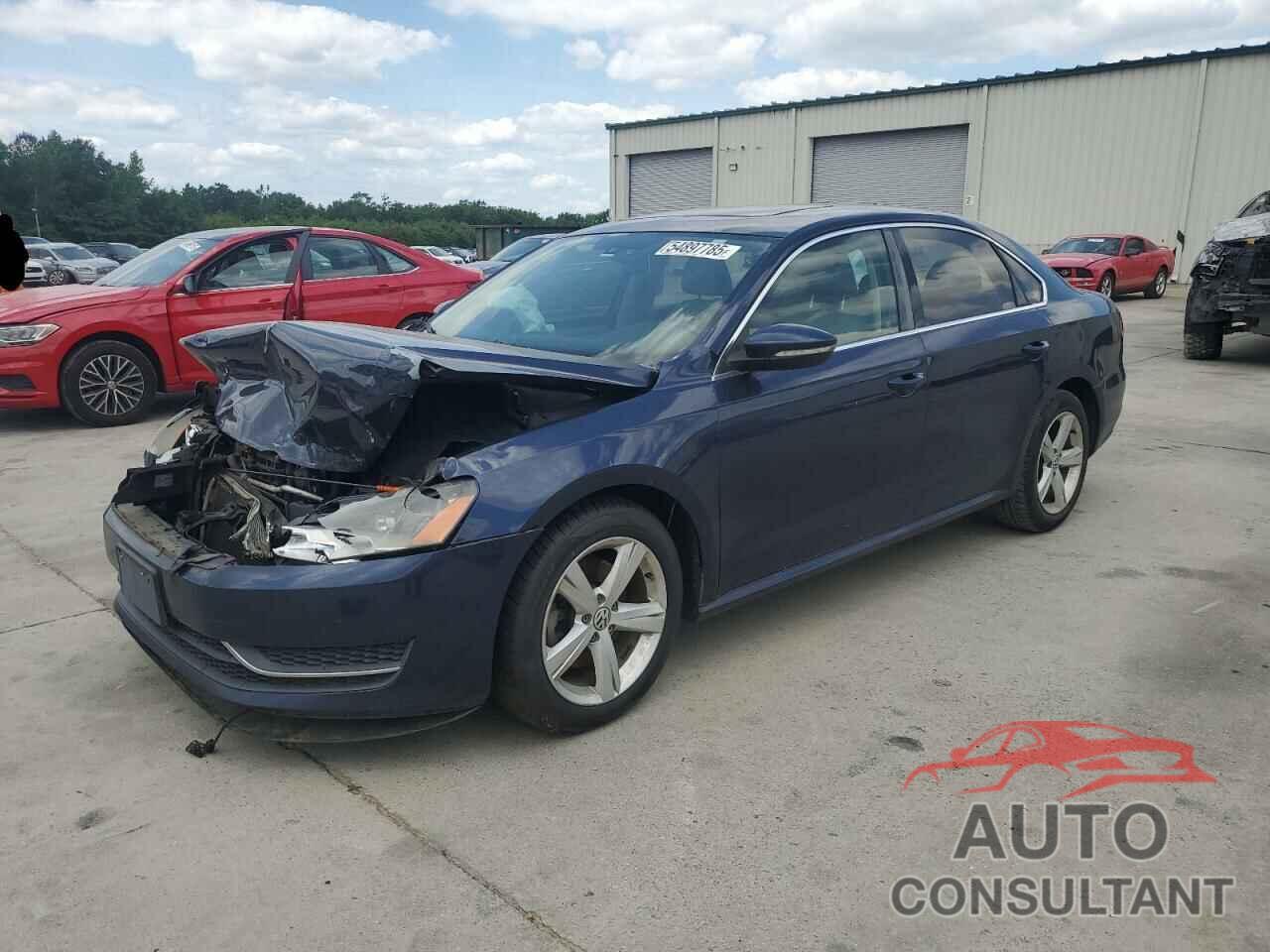 VOLKSWAGEN PASSAT 2012 - 1VWBP7A31CC058642