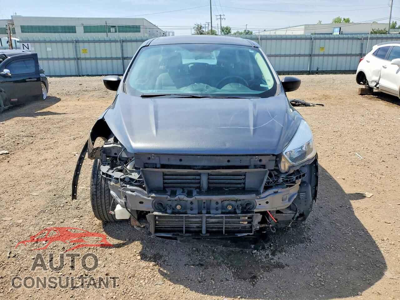 FORD ESCAPE 2017 - 1FMCU0F76HUB13084