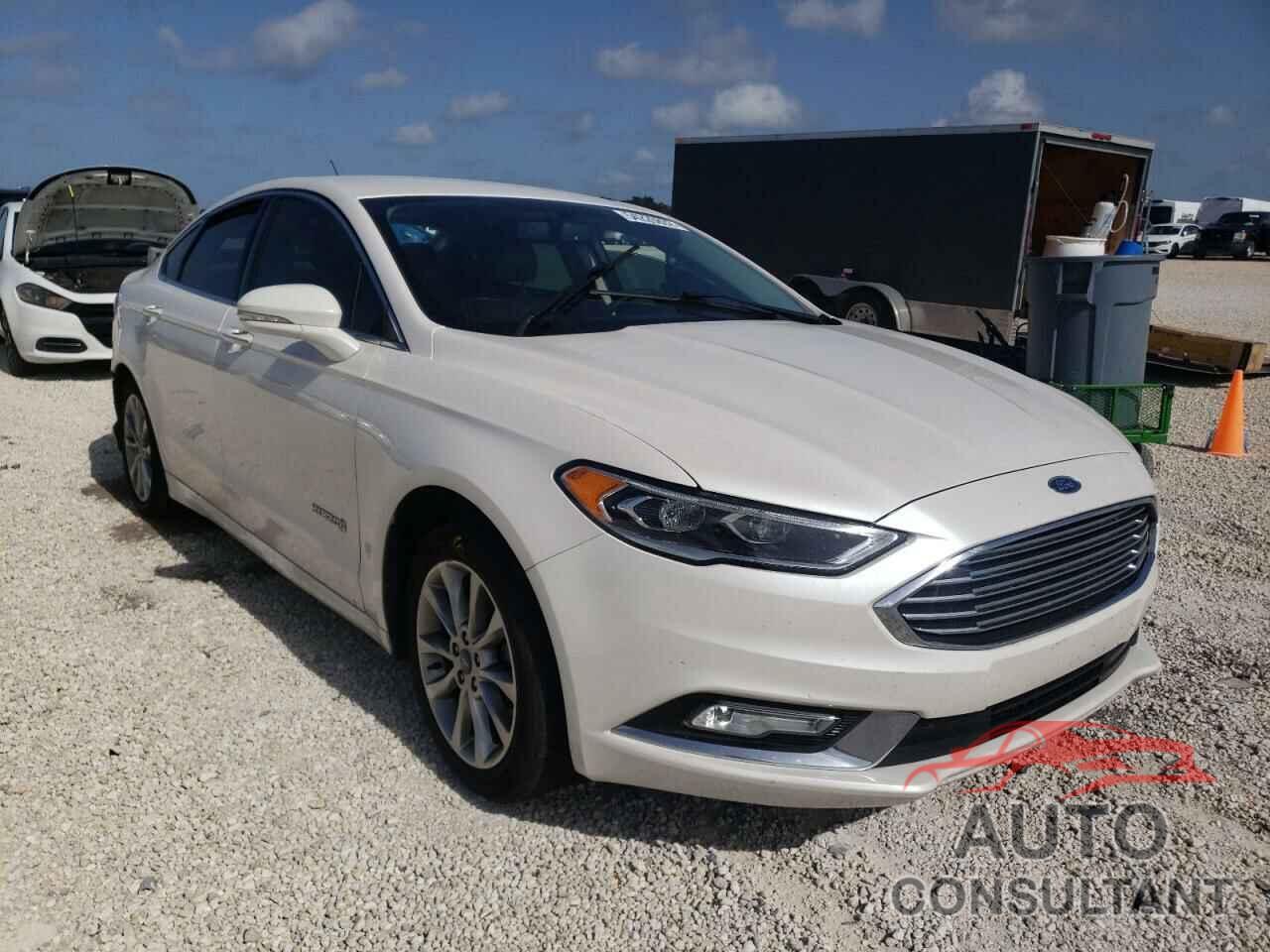 FORD FUSION 2017 - 3FA6P0LU0HR244723