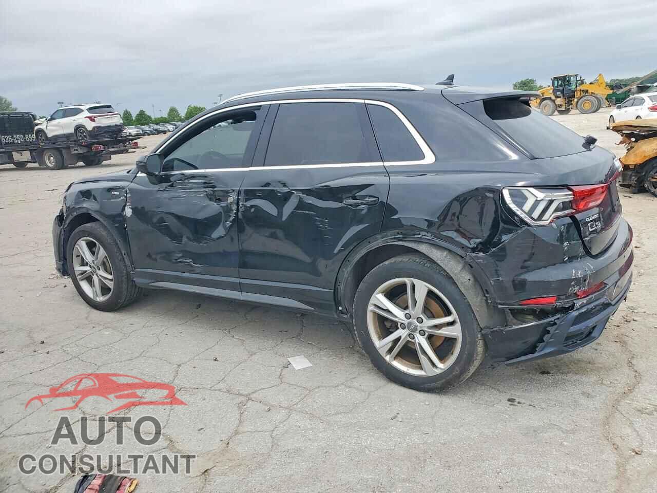 AUDI Q3 2021 - WA1DECF31M1007605