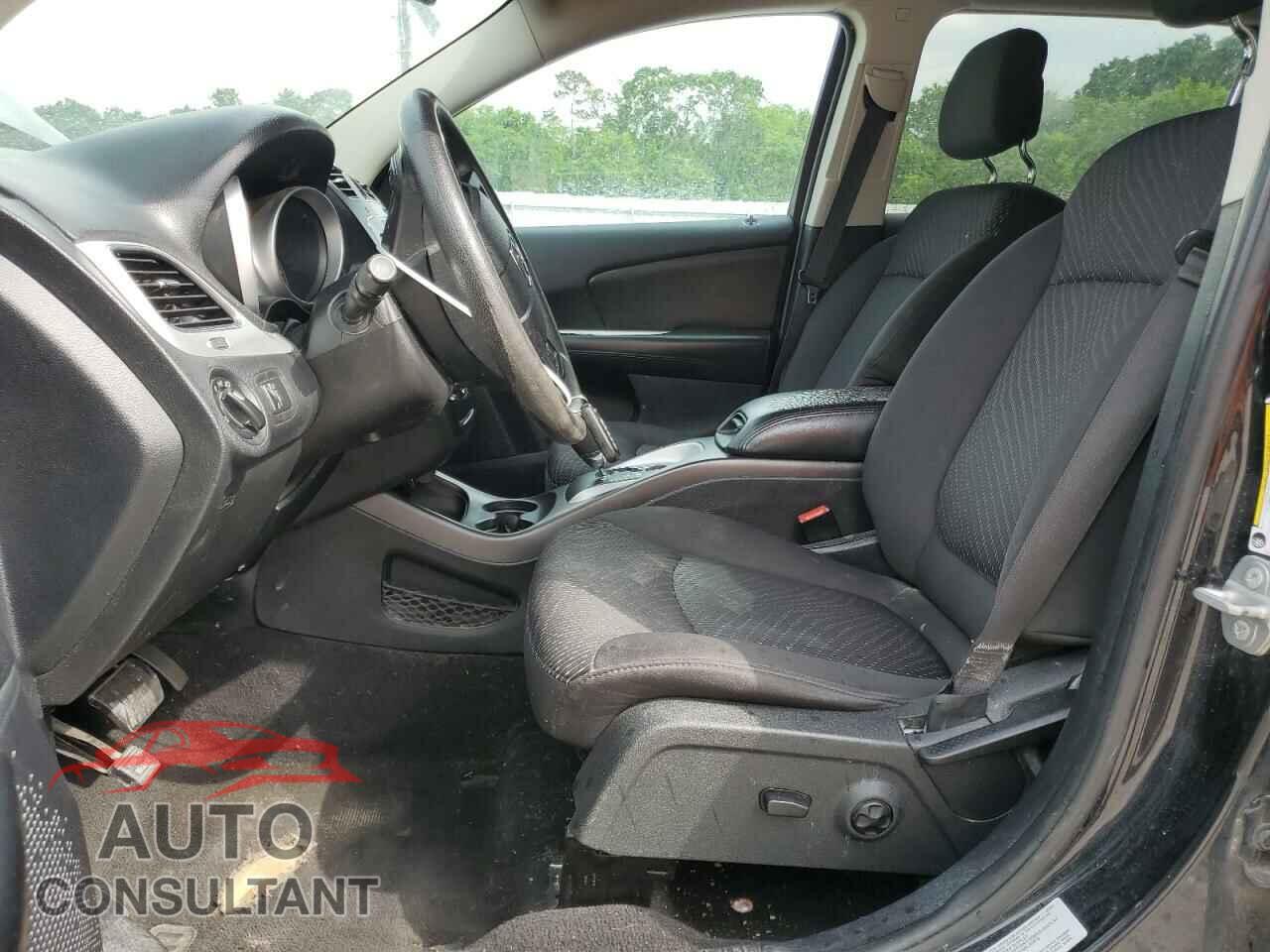 DODGE JOURNEY 2015 - 3C4PDCAB9FT695255