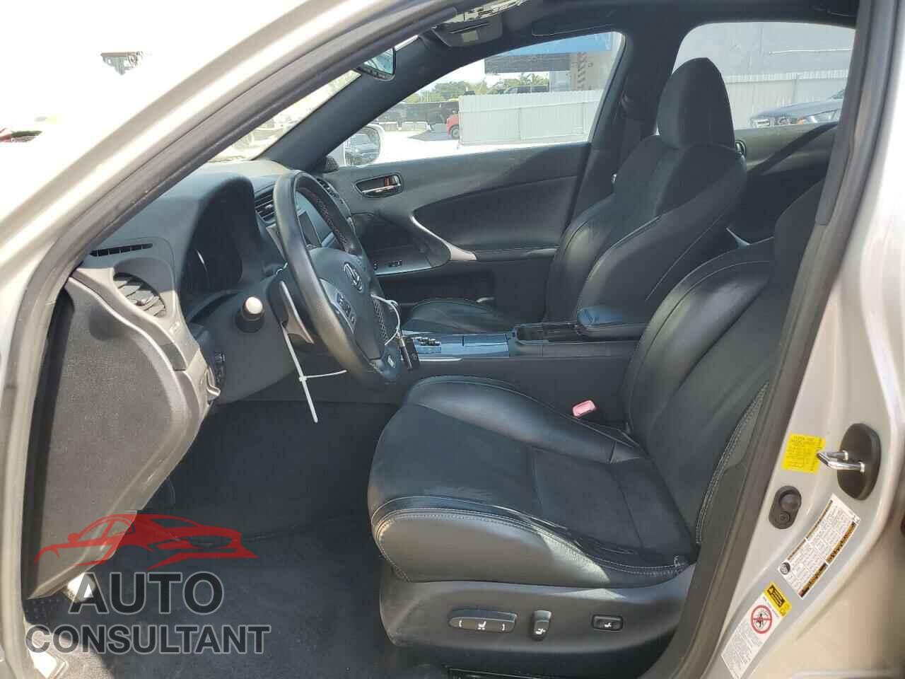 LEXUS IS 2011 - JTHBF5C26B5147350