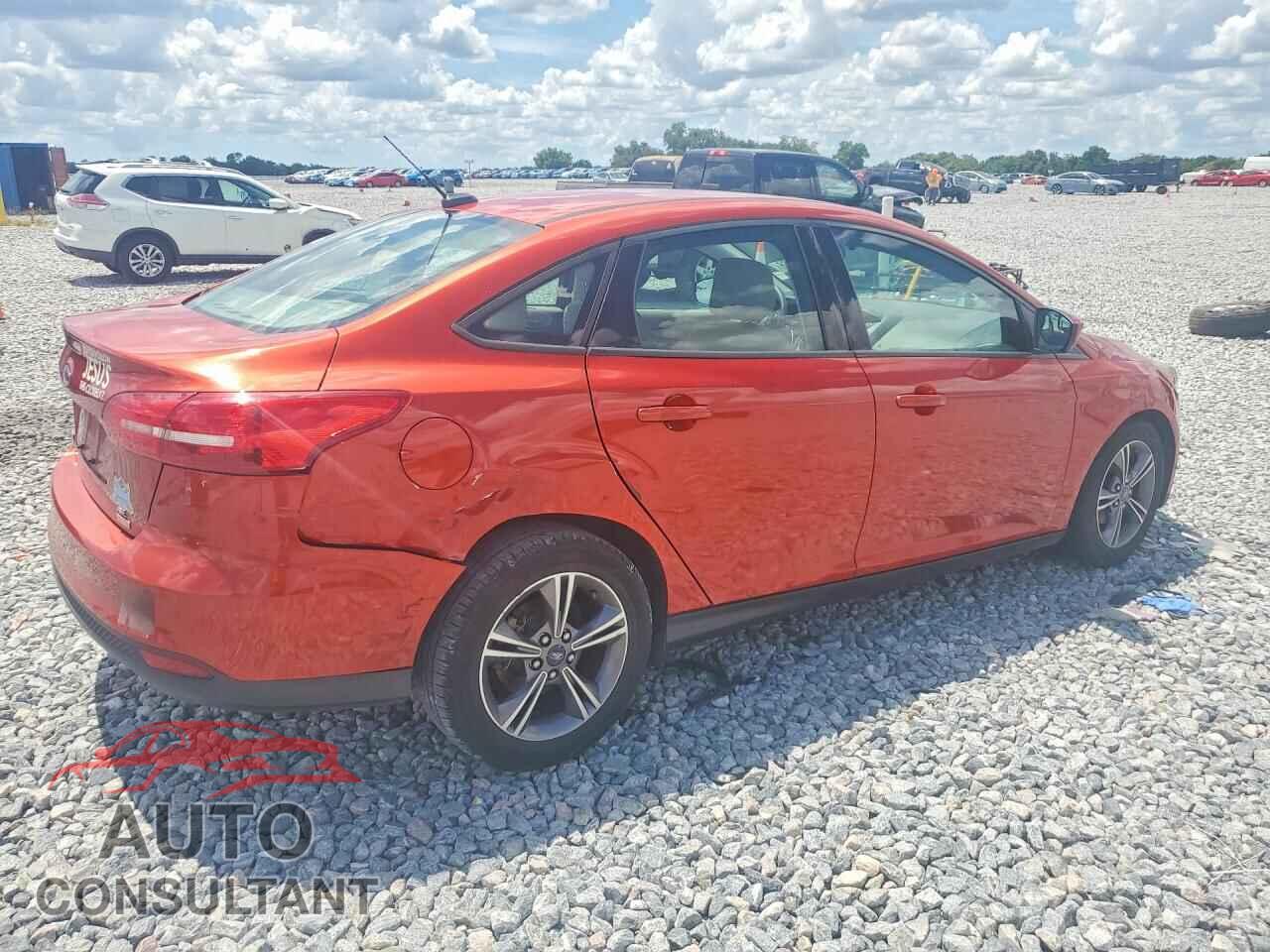 FORD FOCUS 2018 - 1FADP3FE2JL308455