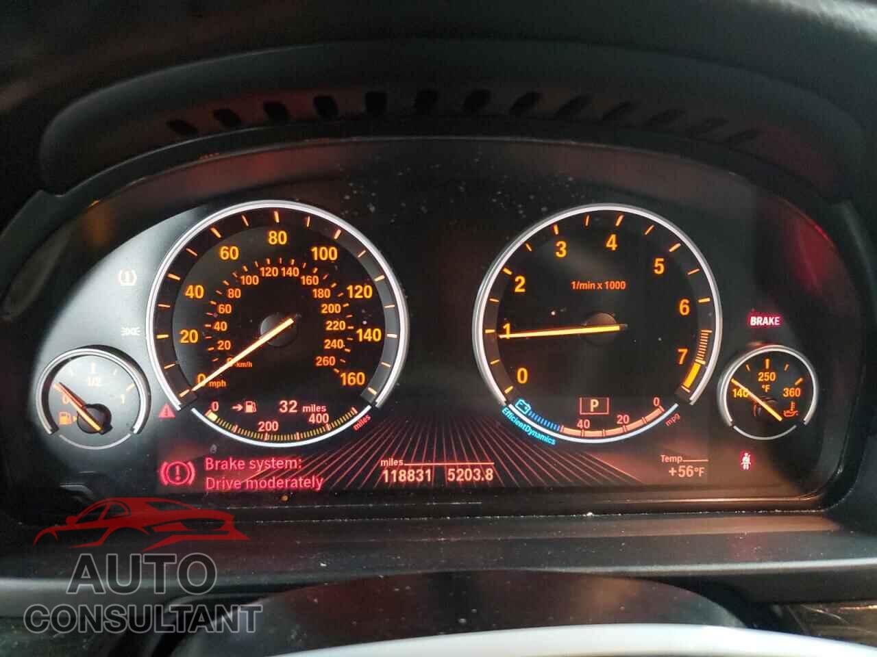 BMW 5 SERIES 2013 - WBAFU7C55DDU75475
