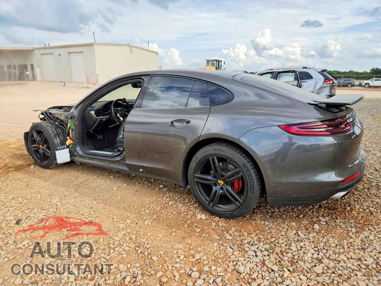PORSCHE PANAMERA 2017 - WP0AA2A73HL100757