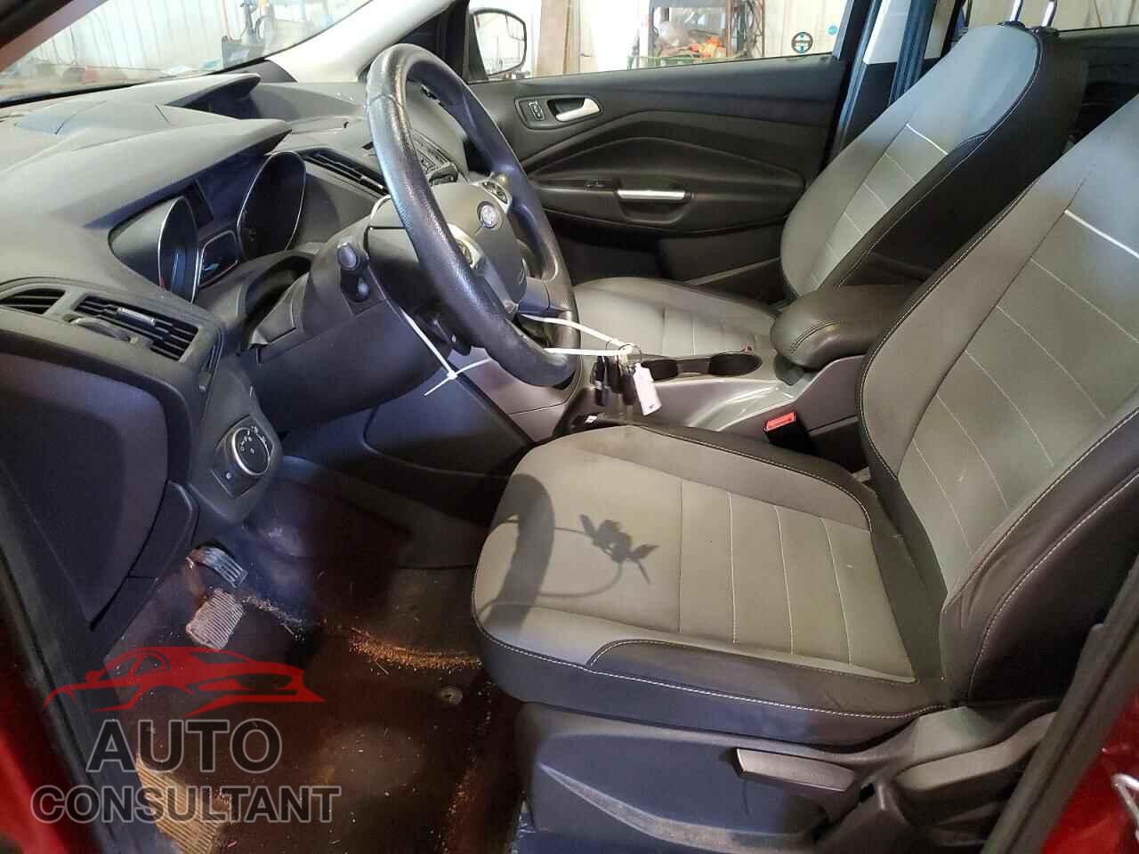 FORD ESCAPE 2015 - 1FMCU0GX8FUC16972