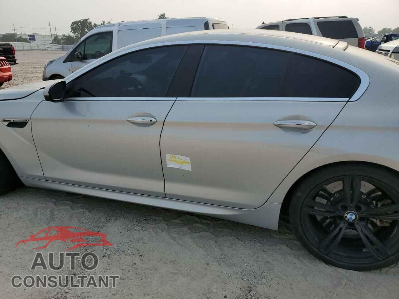 BMW M6 2017 - WBS6E9C56HG437374