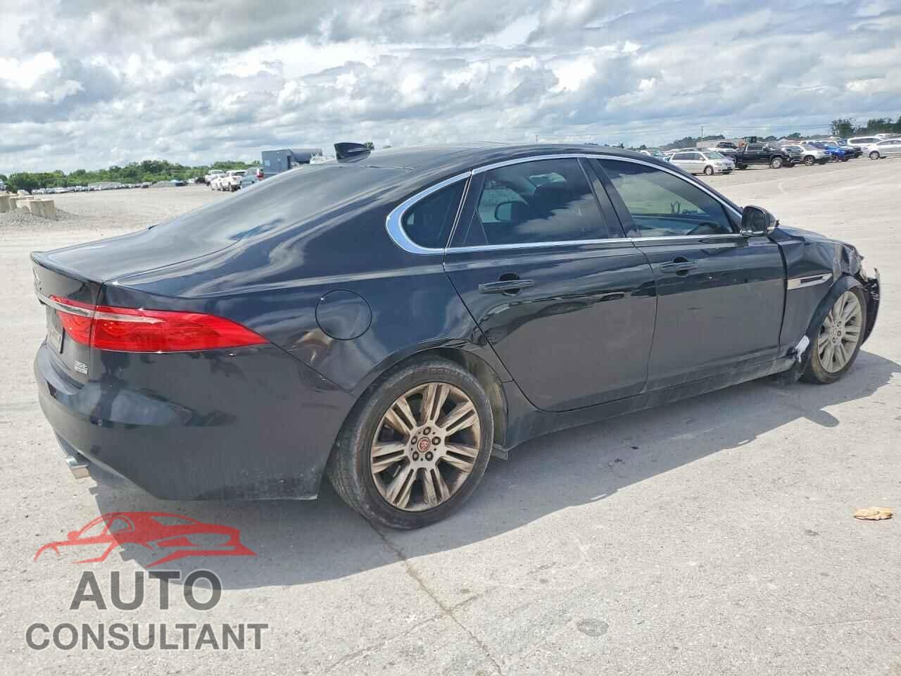JAGUAR XF 2018 - SAJBJ4EV9JCY54813