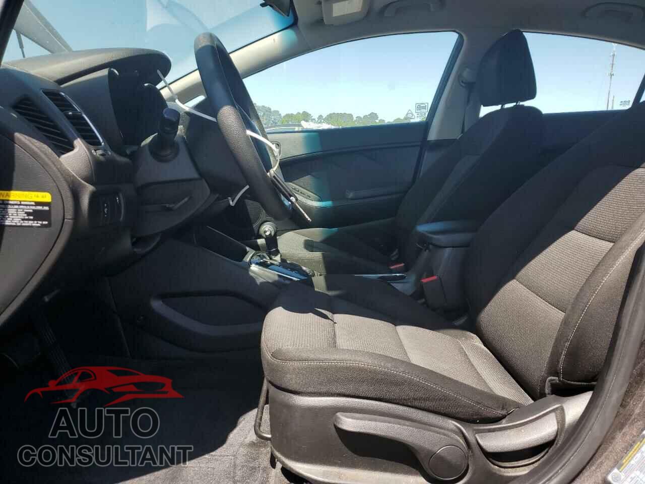 KIA FORTE 2017 - 3KPFK4A70HE122285