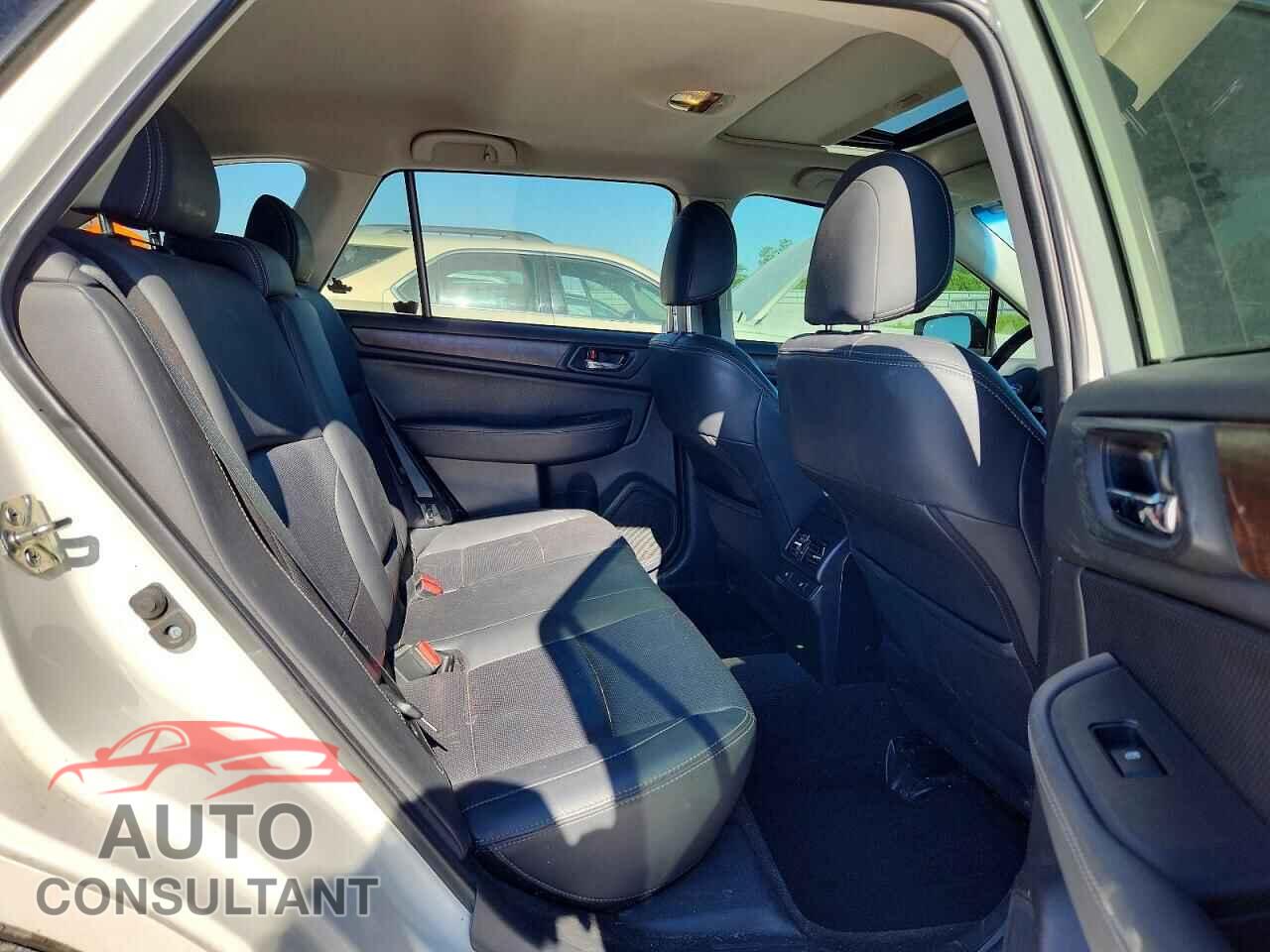 SUBARU OUTBACK 2015 - 4S4BSBLC3F3221664