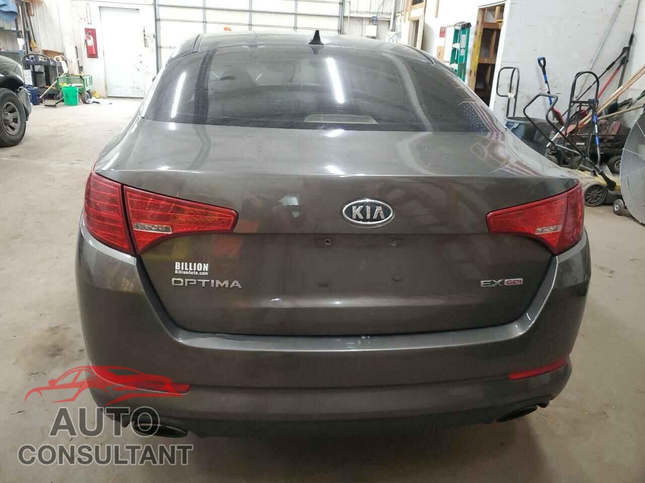KIA OPTIMA 2011 - KNAGN4A71B5081886