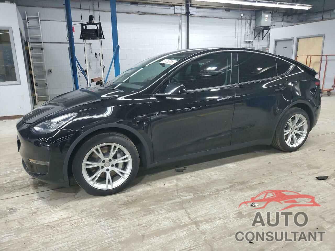 TESLA MODEL Y 2022 - 7SAYGDEE5NF393614