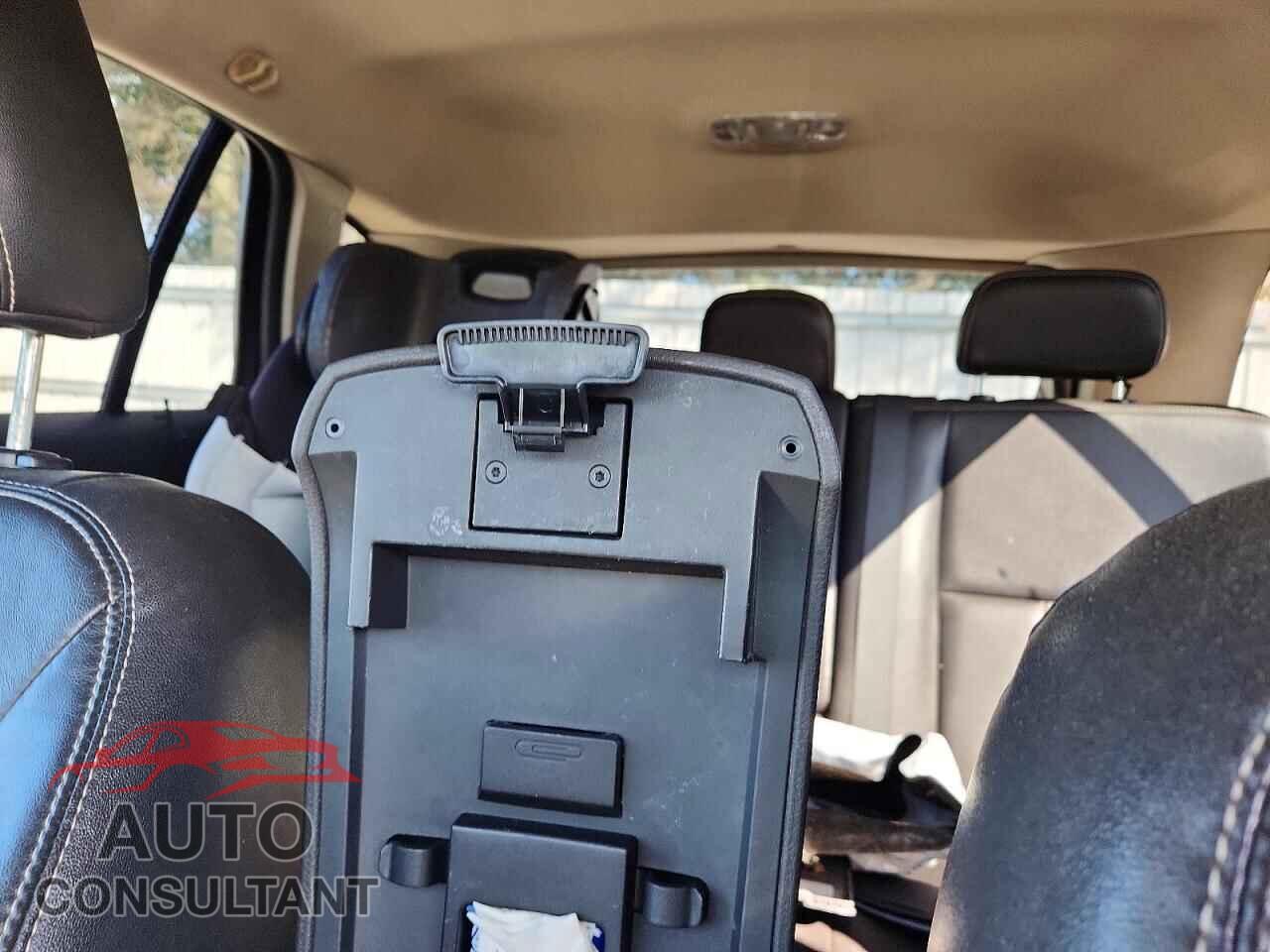 FORD EDGE 2009 - 2FMDK48C59BA96877