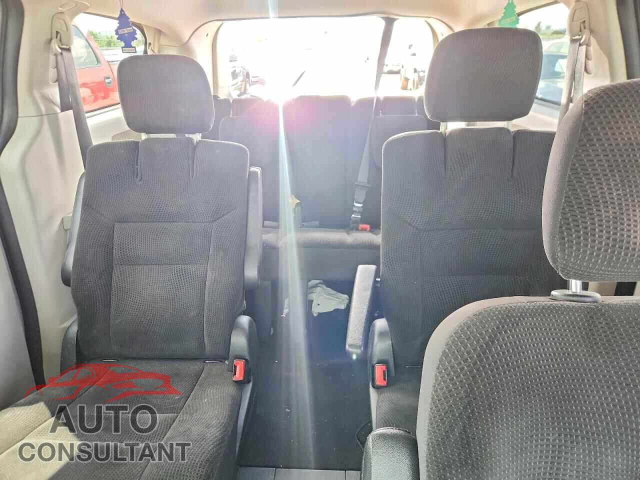 DODGE CARAVAN 2017 - 2C4RDGBG8HR856274