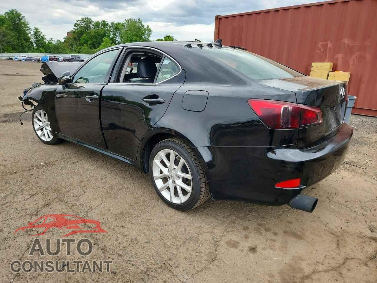 LEXUS IS 2011 - JTHCF5C24B5050104