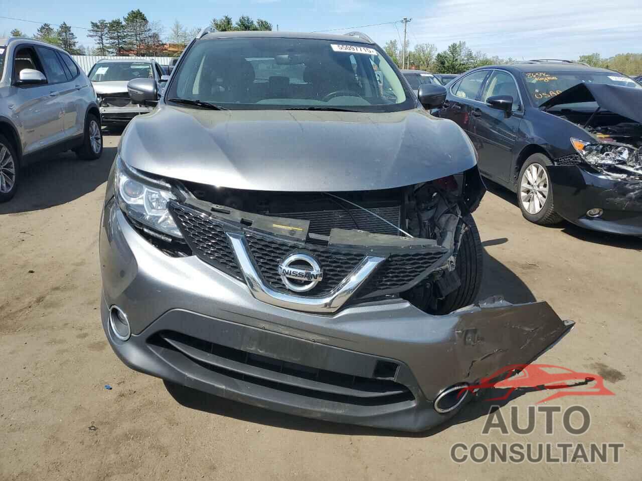 NISSAN ROGUE 2017 - JN1BJ1CR9HW112085