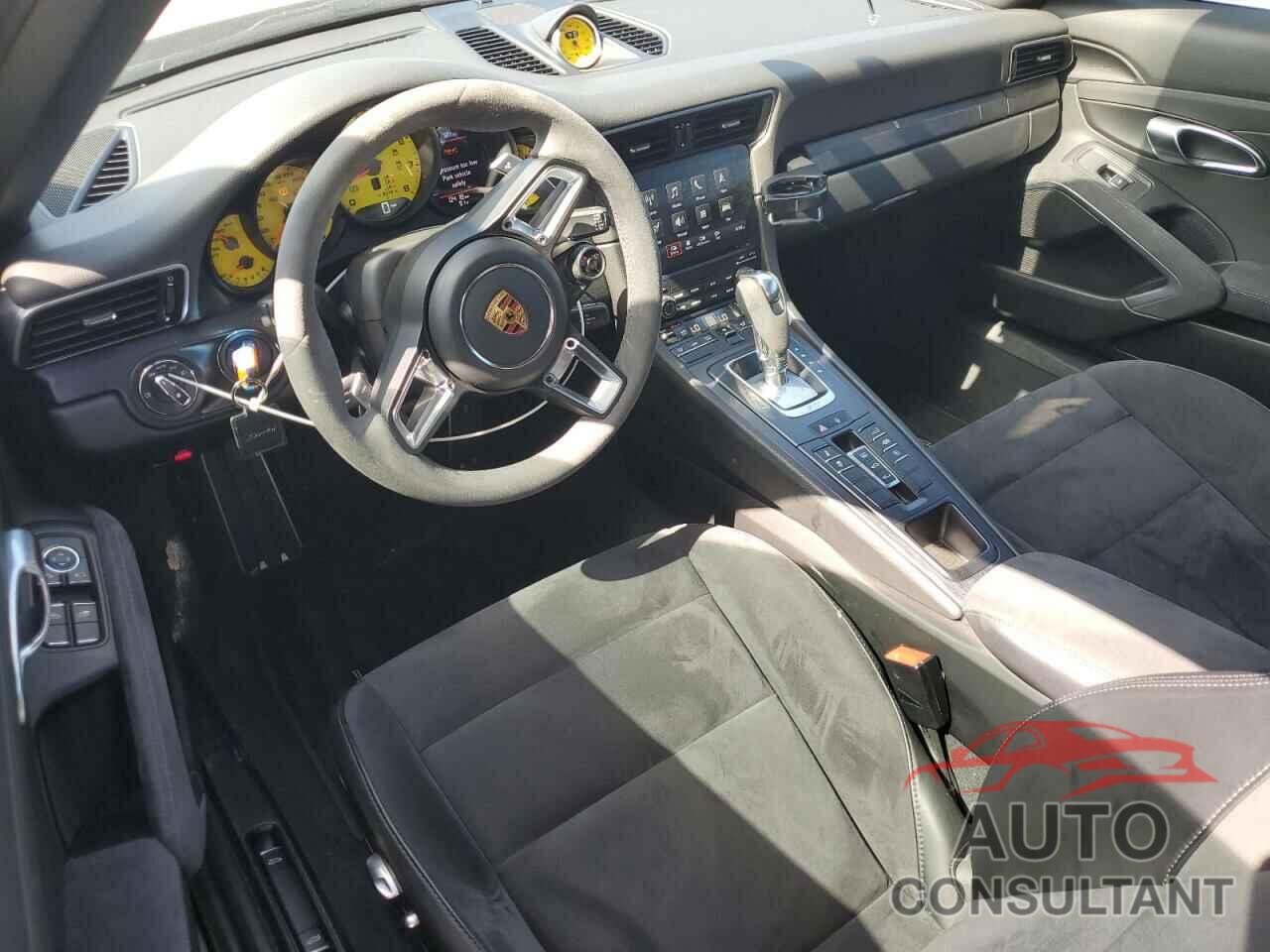 PORSCHE 911 2017 - WP0AB2A98HS124749