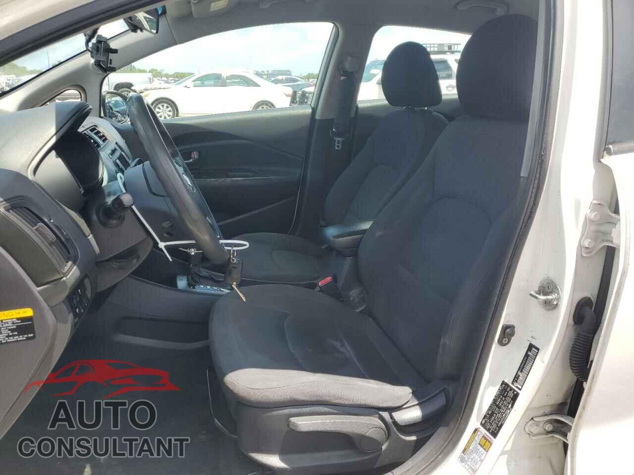 KIA RIO 2013 - KNADN4A33D6191545