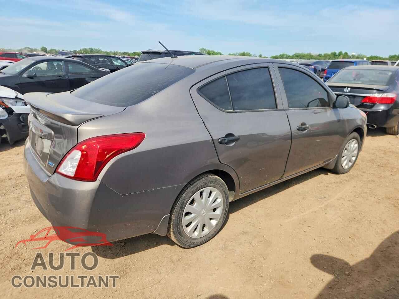 NISSAN VERSA 2015 - 3N1CN7AP7FL819928