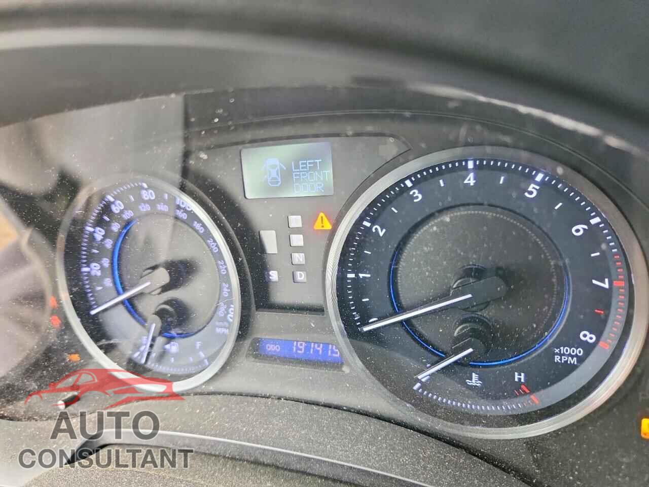 LEXUS IS 2011 - JTHCF5C24B5050104