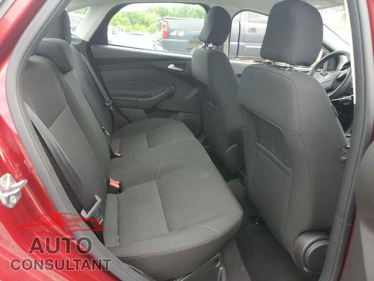 FORD FOCUS 2016 - 1FADP3F24GL248533