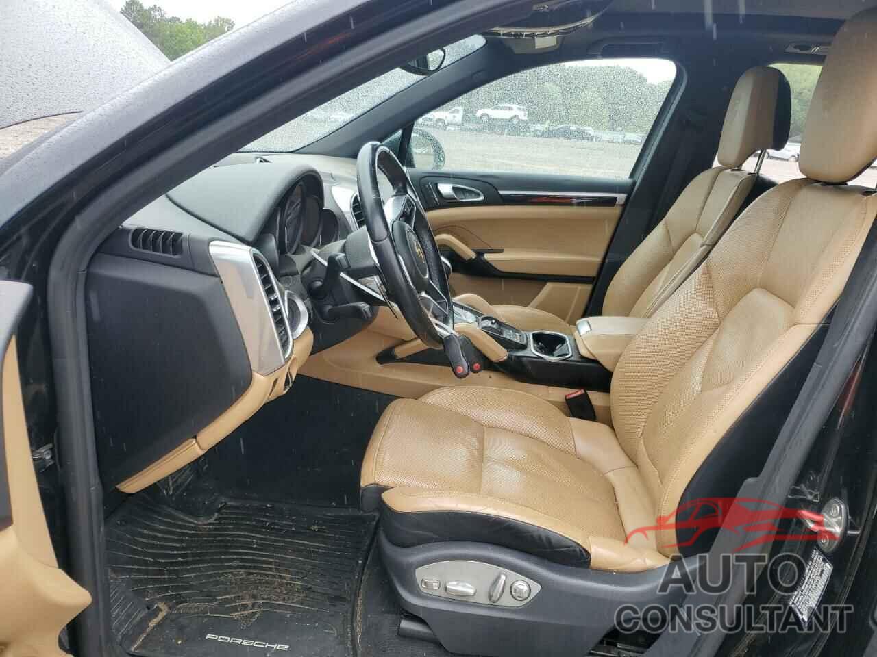PORSCHE CAYENNE 2016 - WP1AA2A28GKA13122