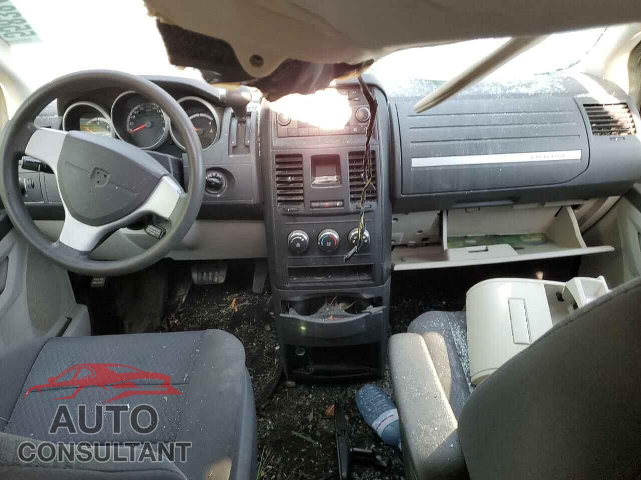 DODGE CARAVAN 2010 - 2D4RN4DE9AR238395