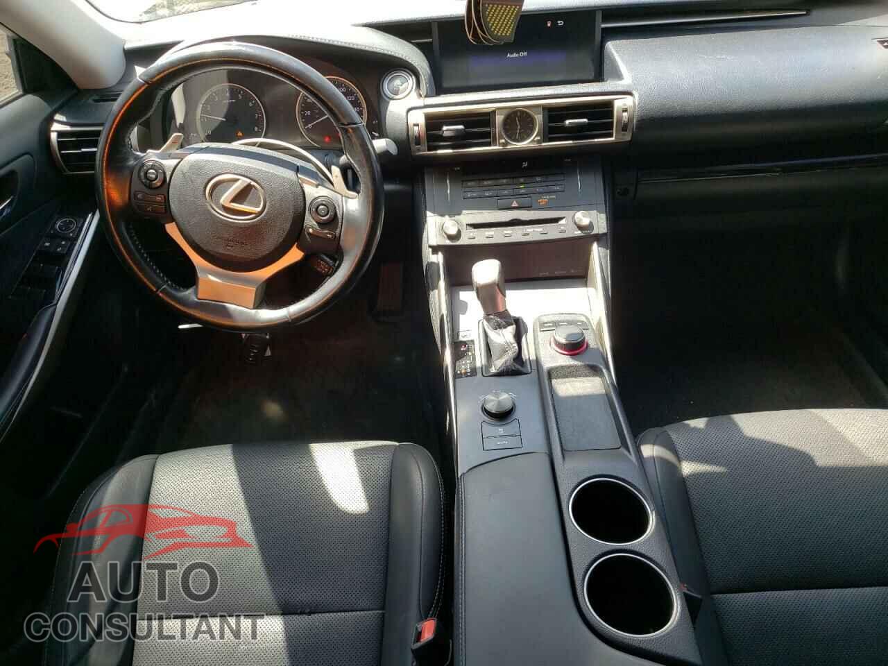 LEXUS IS 2015 - JTHBF1D29F5074746