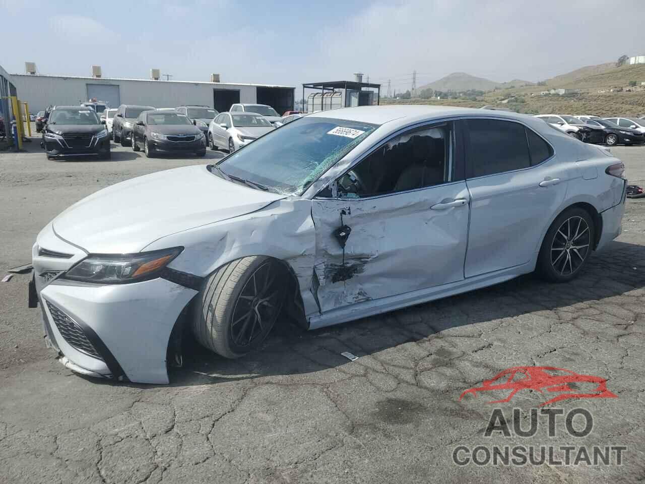 TOYOTA CAMRY 2022 - 4T1G11AK7NU071340