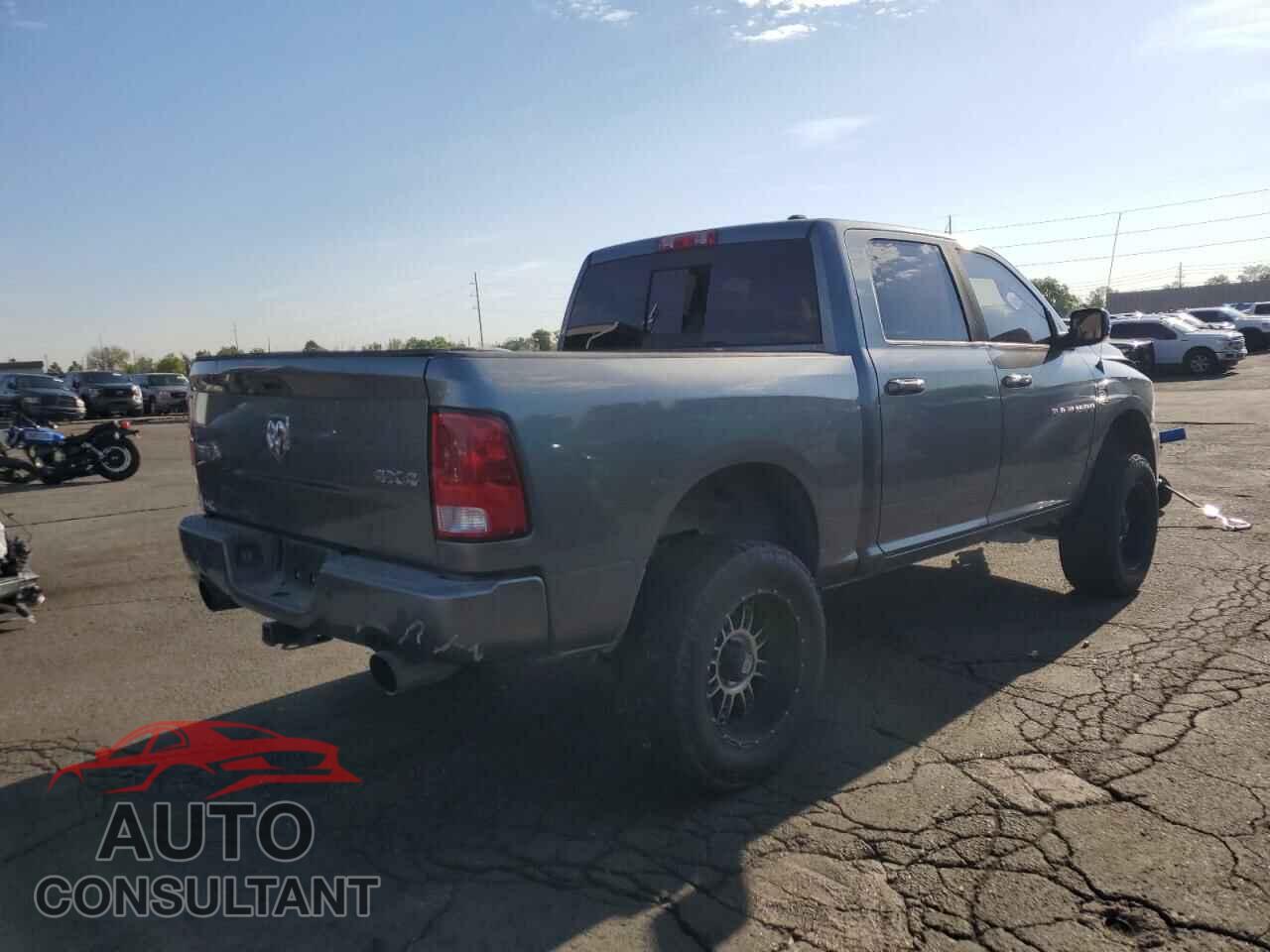DODGE RAM 1500 2012 - 1C6RD7MT8CS150205