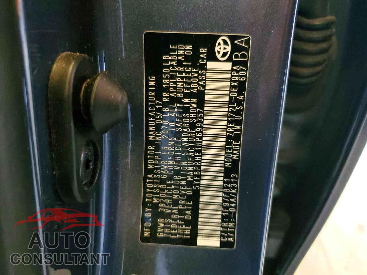 TOYOTA COROLLA 2017 - 5YFBPRHE1HP699357