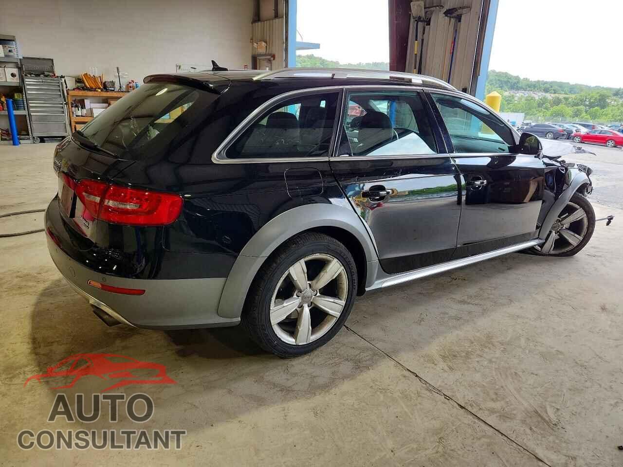 AUDI A4 2013 - WA1VFAFL2DA202862