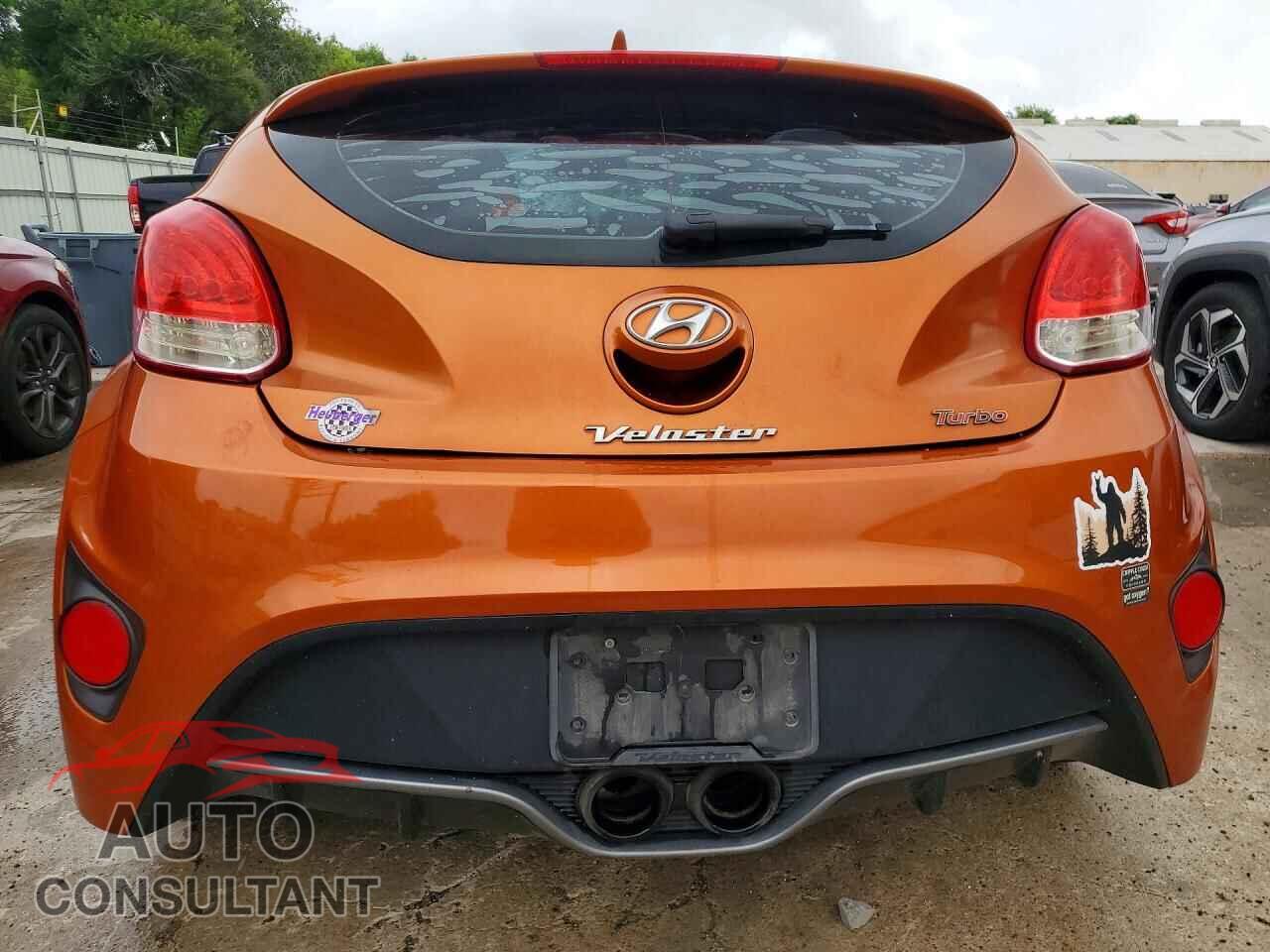 HYUNDAI VELOSTER 2013 - KMHTC6AE2DU100516