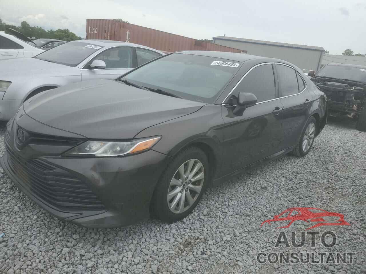 TOYOTA CAMRY 2018 - 4T1B11HK8JU631361