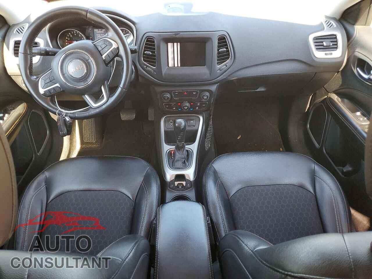 JEEP COMPASS 2019 - 3C4NJCBB3KT652085
