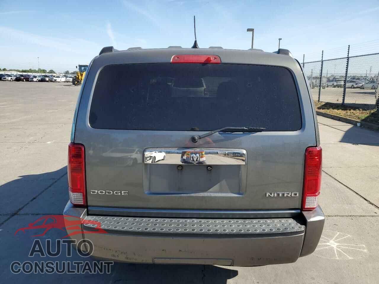 DODGE NITRO 2011 - 1D4PT4GK8BW605665