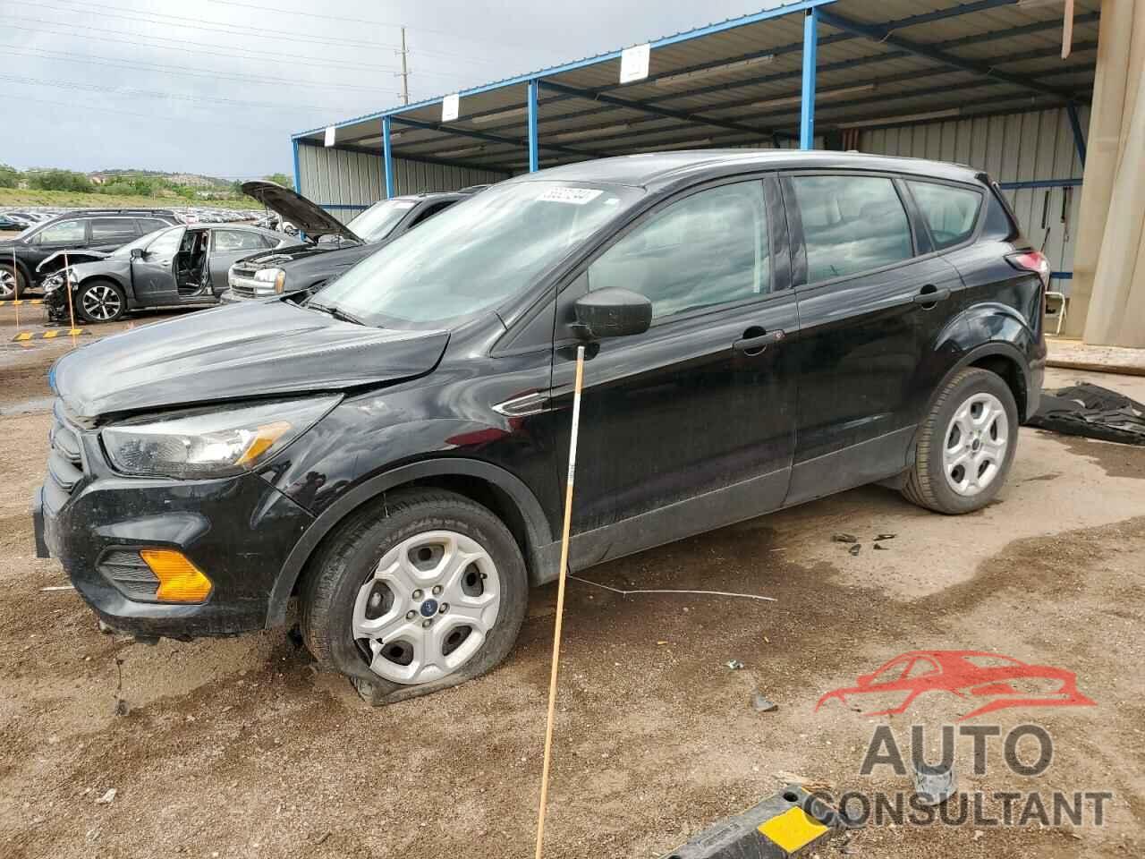 FORD ESCAPE 2018 - 1FMCU0F70JUA64132