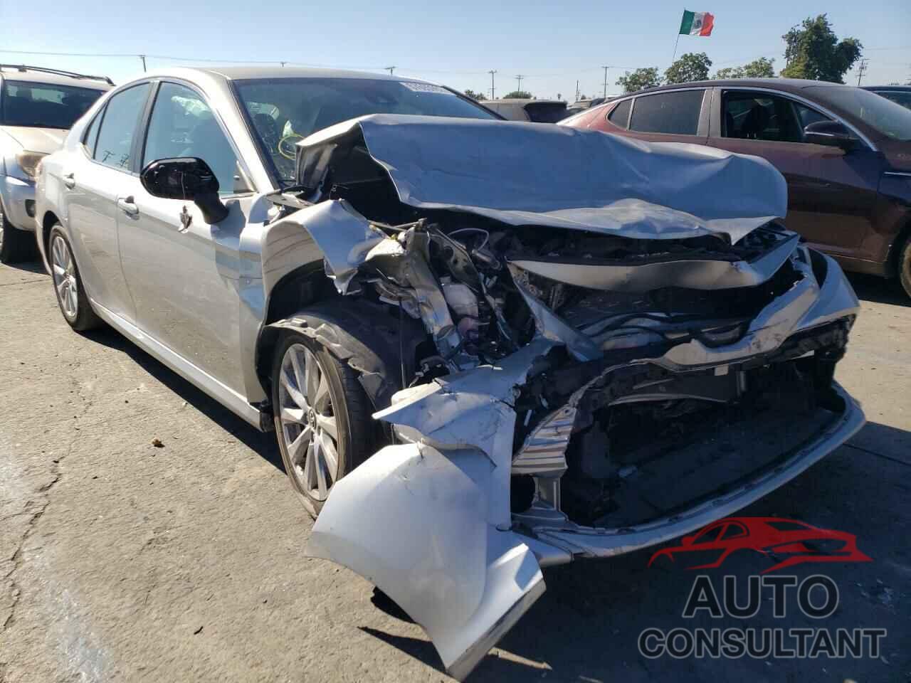 TOYOTA CAMRY 2019 - 4T1B11HK3KU700491