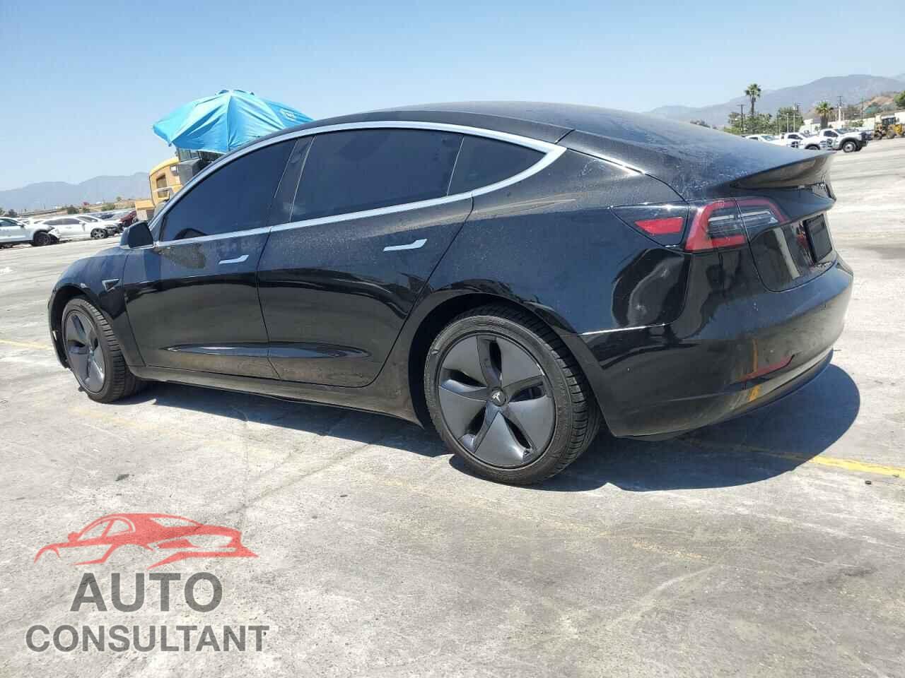 TESLA MODEL 3 2019 - 5YJ3E1EA2KF193259