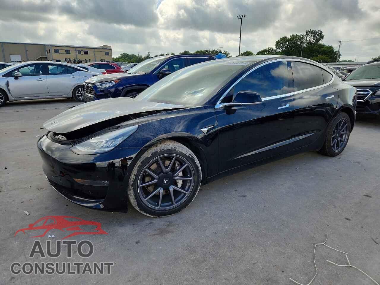 TESLA MODEL 3 2018 - 5YJ3E1EA5JF172887