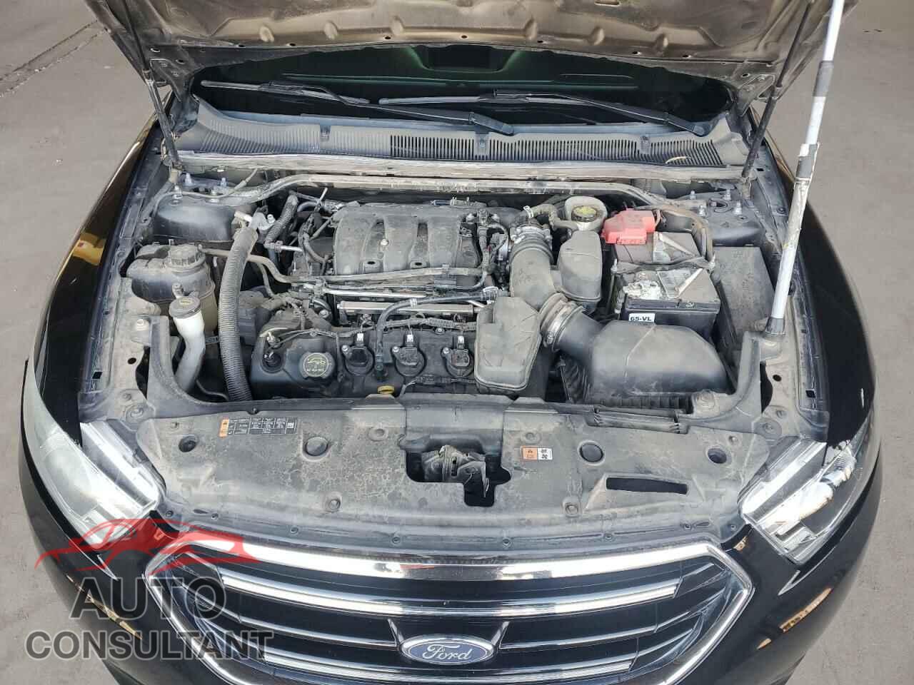 FORD TAURUS 2018 - 1FAHP2F87JG133473