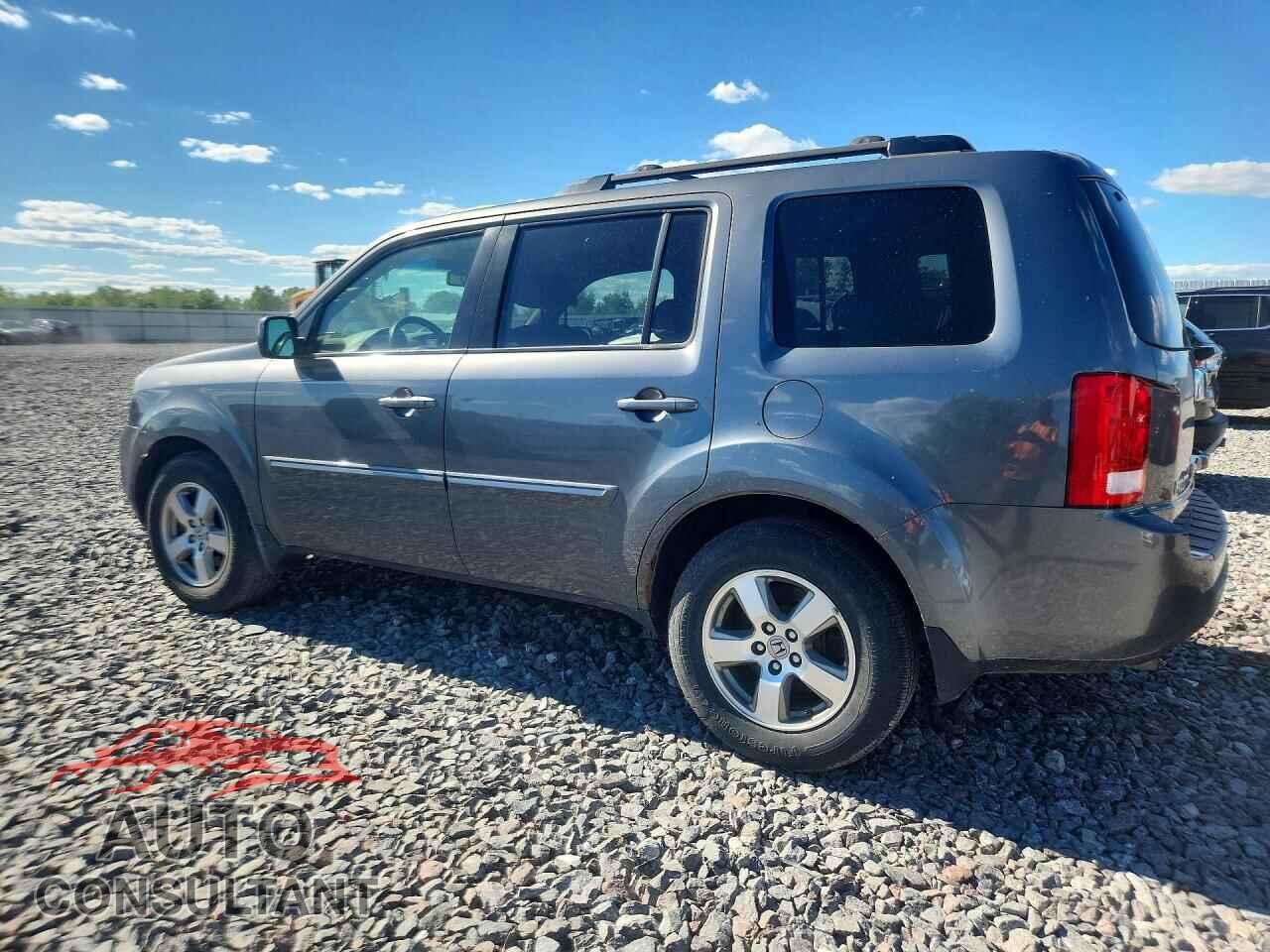 HONDA PILOT 2011 - 5FNYF4H50BB009827