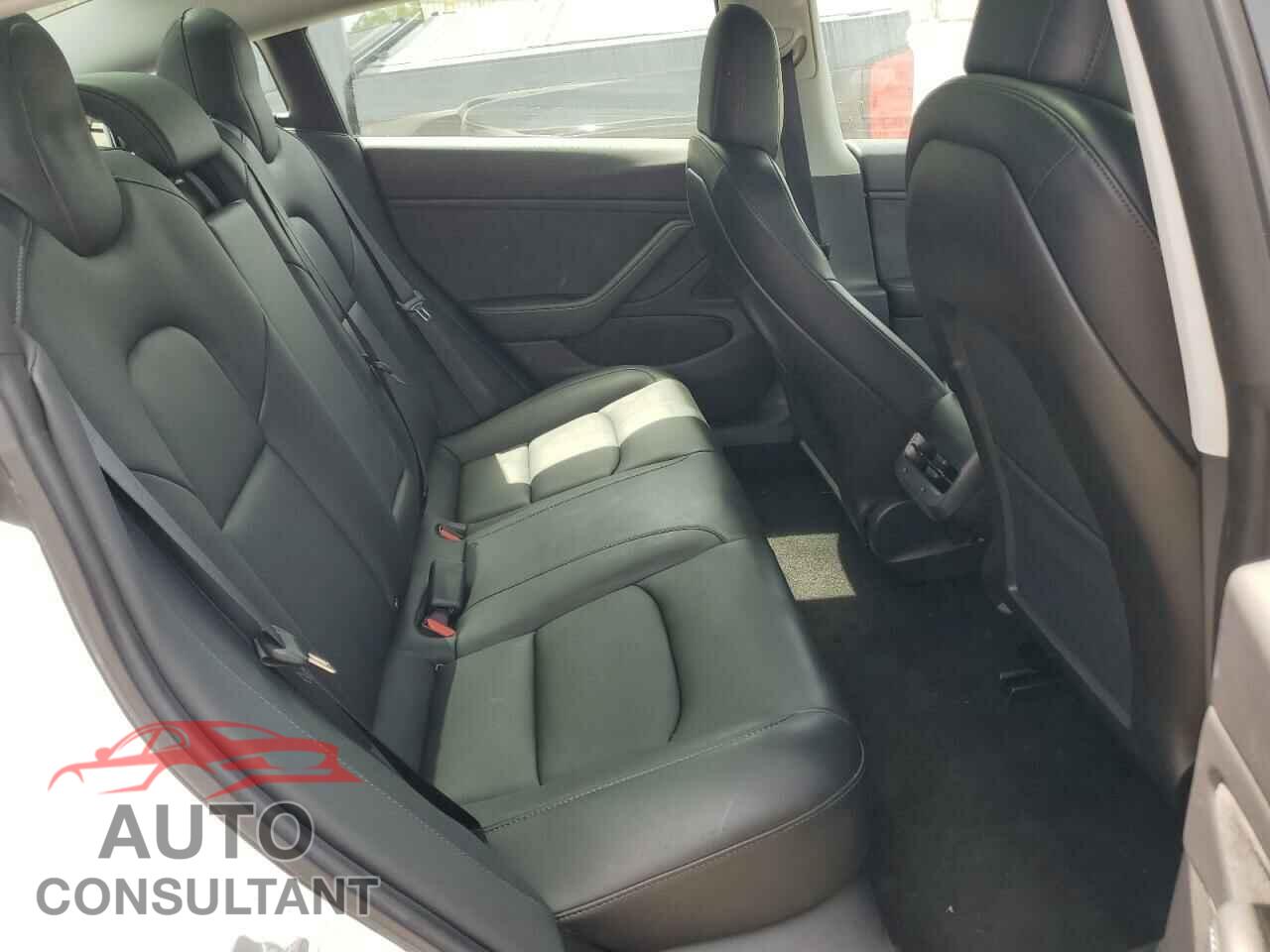 TESLA MODEL 3 2019 - 5YJ3E1EA3KF308001