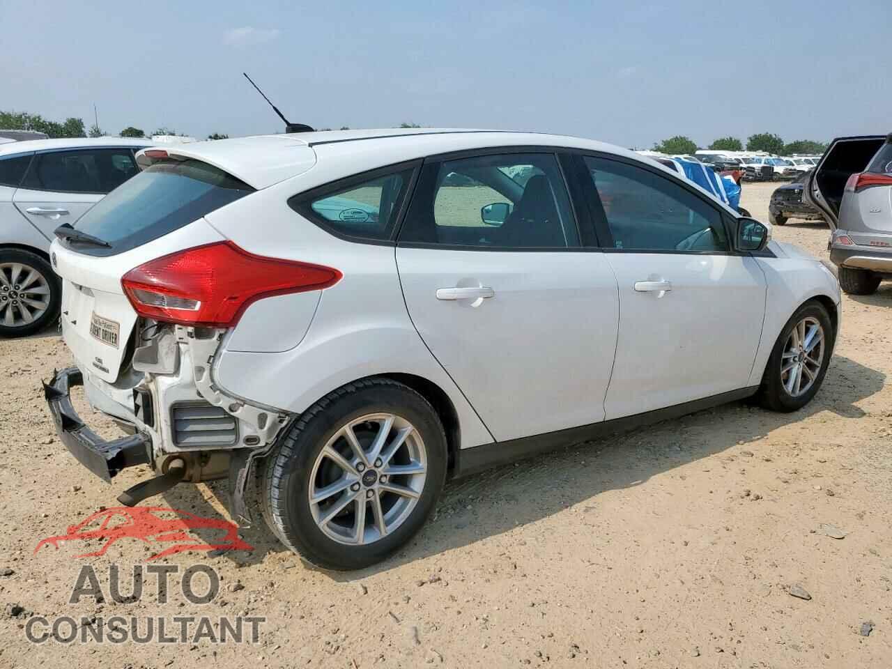 FORD FOCUS 2016 - 1FADP3K28GL244975